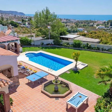 Alta Vista Villa *